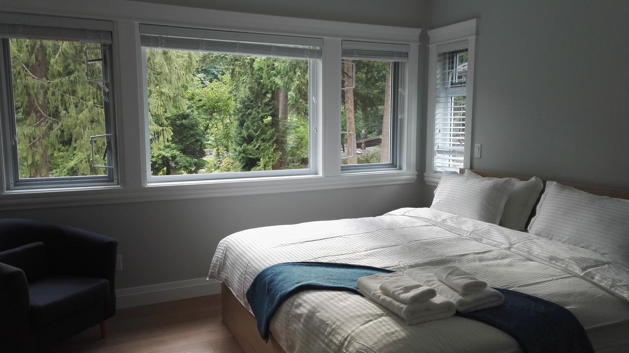 Riverfront Bed And Breakfast Lynn Creek Esterno foto