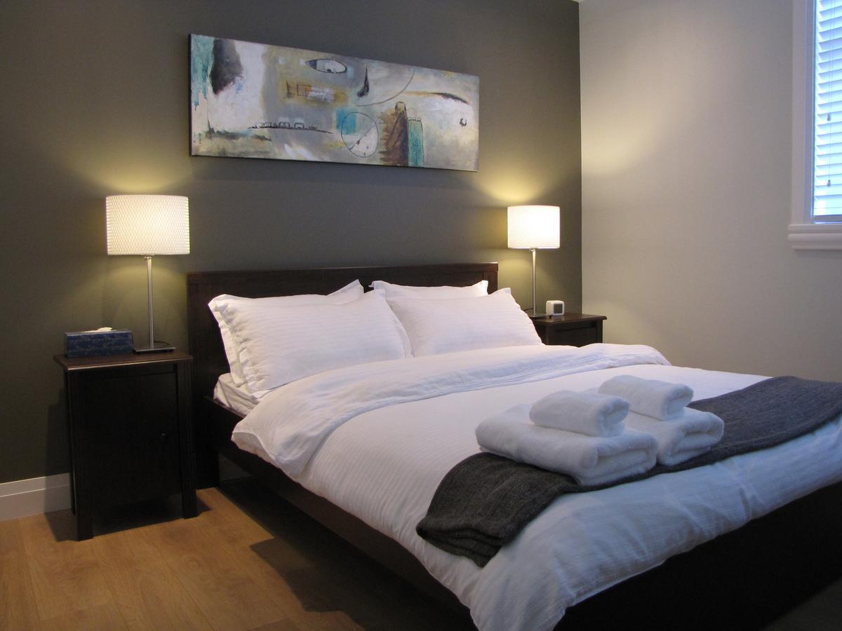 Riverfront Bed And Breakfast Lynn Creek Esterno foto