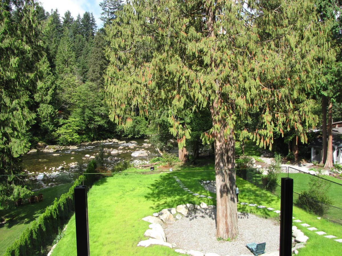 Riverfront Bed And Breakfast Lynn Creek Esterno foto